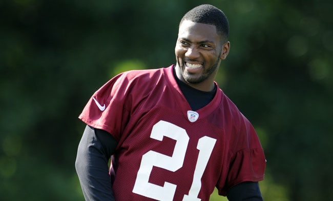 Ryan Clark wearing Sean Taylor’s No. 21 jersey during a 2014 practice as a tribute to his late friend. (Nick Wass/AP)